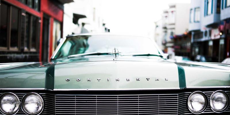 CSK摄影后期调色哲学：如何建立个人风格化色彩预设与LUT，打造专业摄影服务与作品集