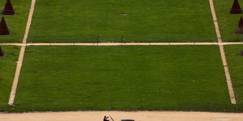 CSK摄影年度总结与趋势预测：专业摄影服务与人像摄影的技术与审美变革